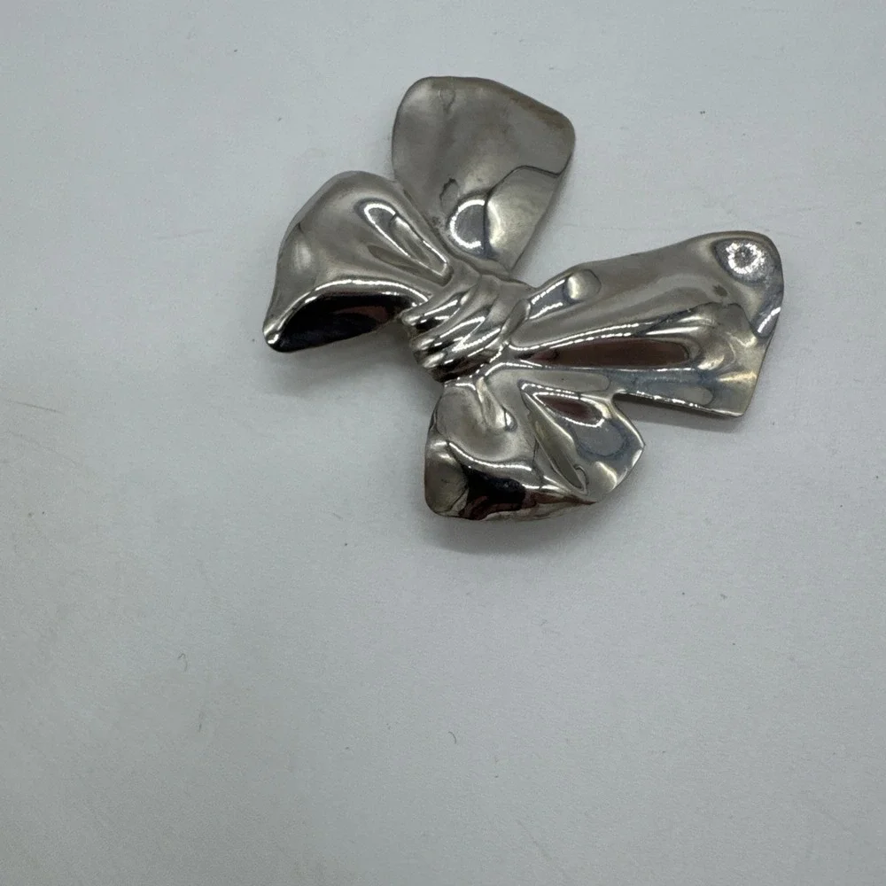 Bow‎ Brooch Pin Vintage Silver Tone 2.5